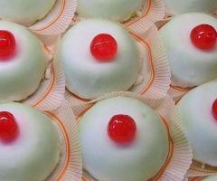 Besoin de vos seins