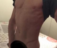 Homme lib. ouvert