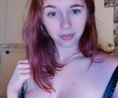 Mes Sous vêtements, jeune femme châtain avec des formes