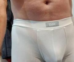 Homme mûr hétéro grand mâle  sympa et viril