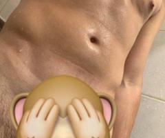 Jeune homme cherche femme ou couple