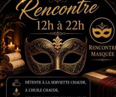 Réception Rencontre Masqué entre Adultes et Ventes d'objets