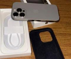 Iphone 15 Pro max tout d'origine - 2