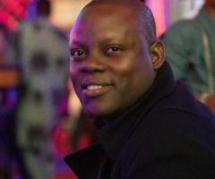 Black Master gay cherche son soumis esclave pour relation BDSM