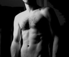 Homme doux et attentionné cherche belles rencontres sensuelles ou + si affinités - 2