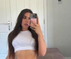 Orlane jeune sexy pour moment coquin