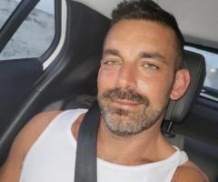 Léon jeune homme gay pour relation sérieuse