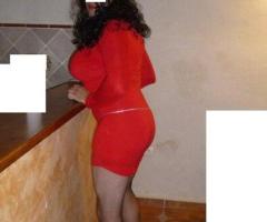 travesti encagée,passive,soumise