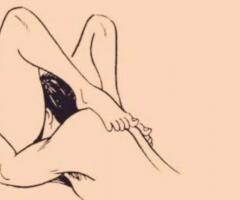 Lecheur à disposition pour Femme avec toison poilue...
