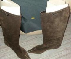 PAIRE DE BOTTES FENDI très peu portée