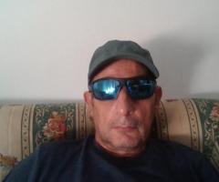 Cherche homme maghrébin ou autre uniquement actif