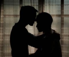 Entres hommes bi