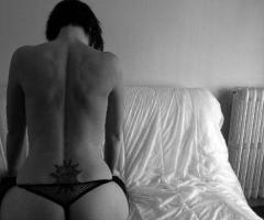 CHERCHE MODELE PHOTO FEMININ MAJEURE POUR NU EROTIQUE SUR LE POITOU-CHARENTES