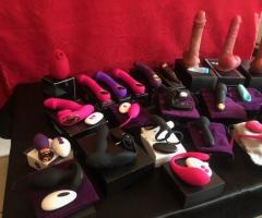 Plaisir en couple ou solo. Sextoys pour hommes femmes, neufs